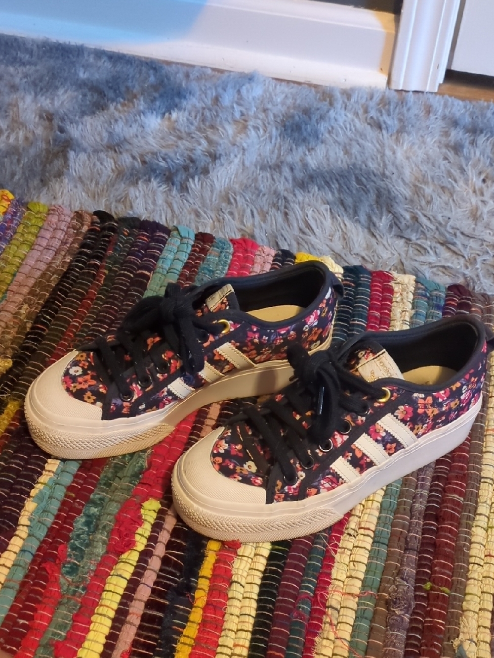 adidas Women's Navy Floral Low-Top Sneakers with White Stripes